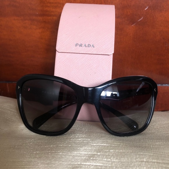 Prada ladies sunglasses - Picture 13 of 14